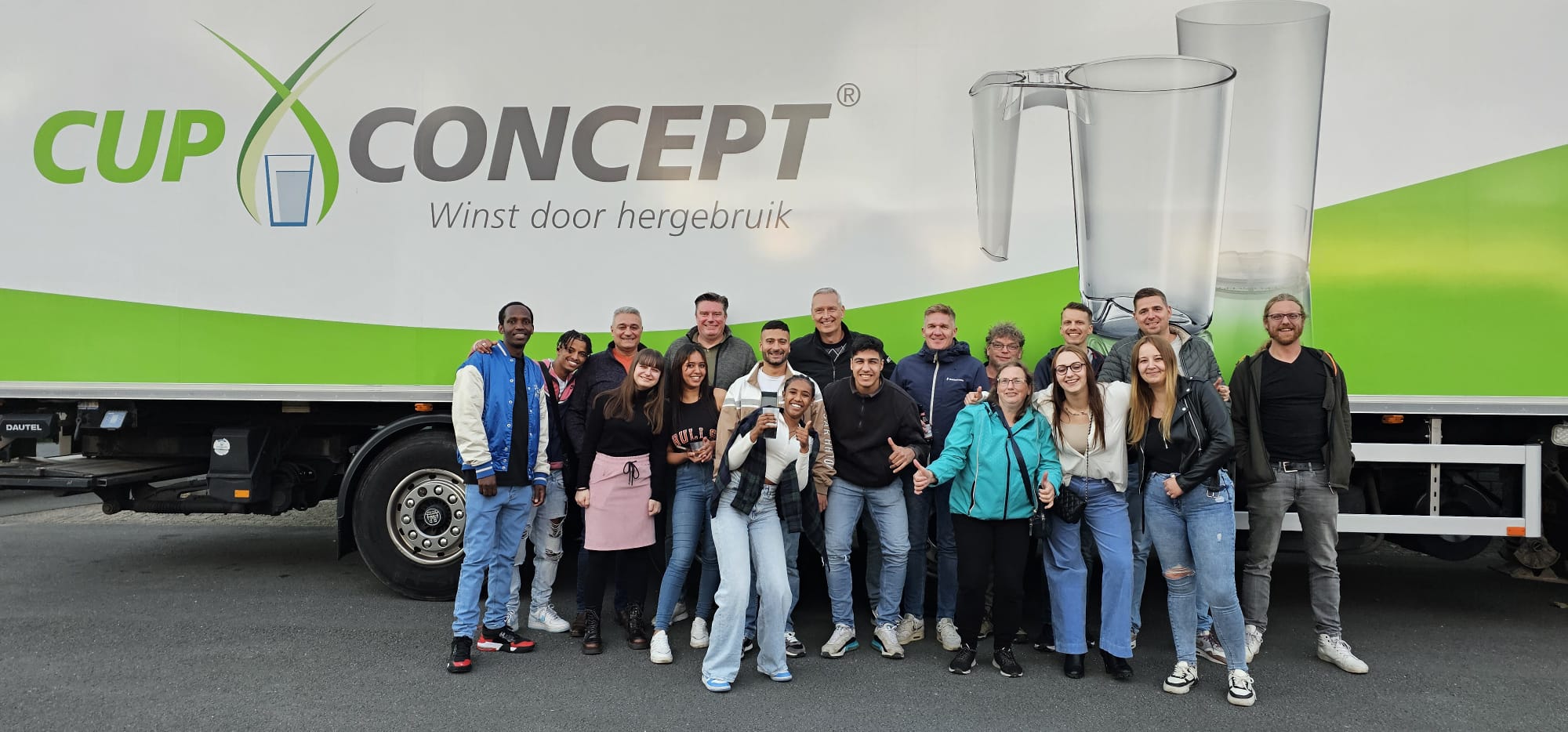 Zomer vol festiviteiten bij CupConcept afgesloten met barbecue voor medewerkers